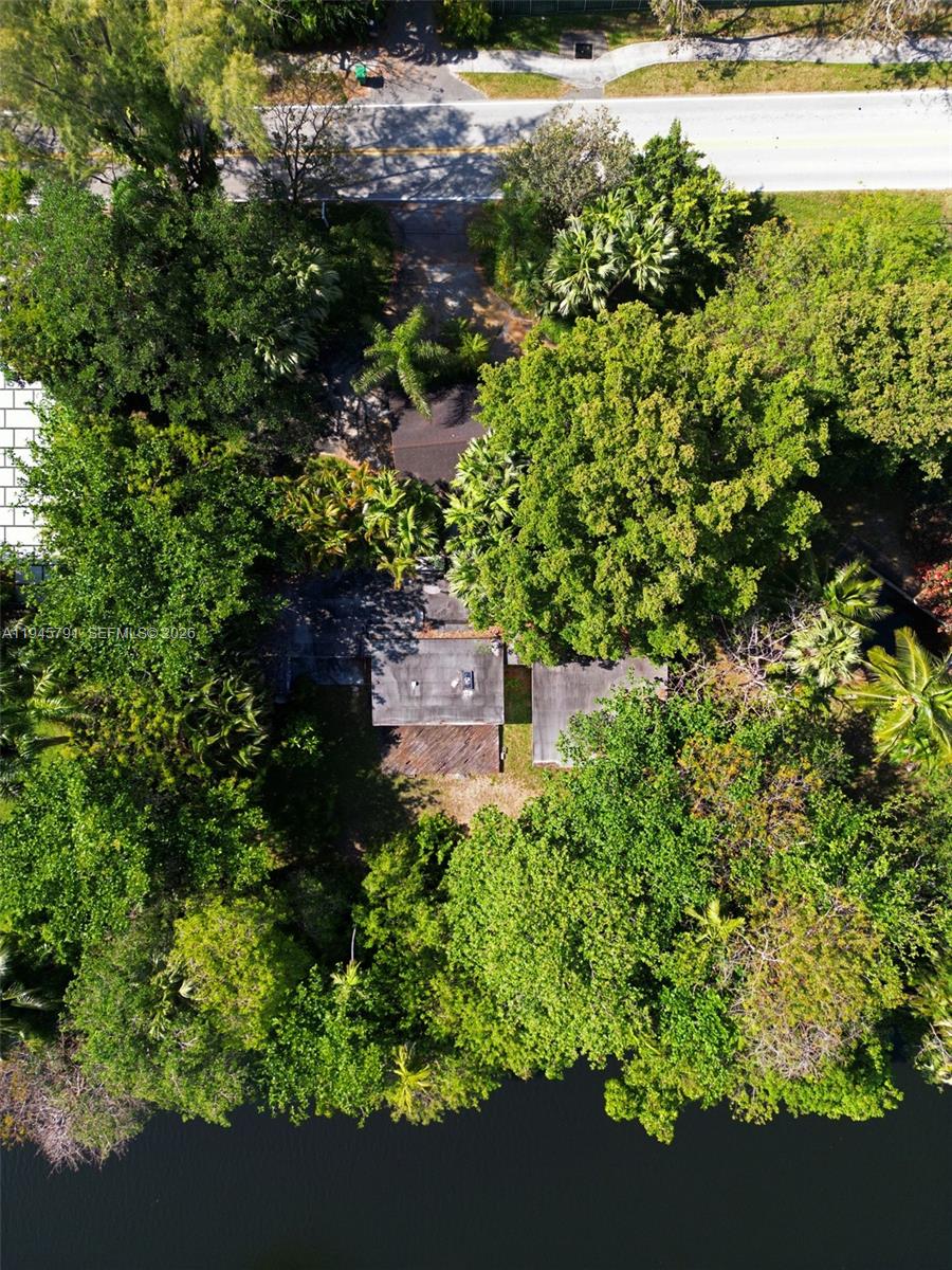 5811 Southwest 88th Street Pinecrest, FL 33156 - Photo 10 of 13