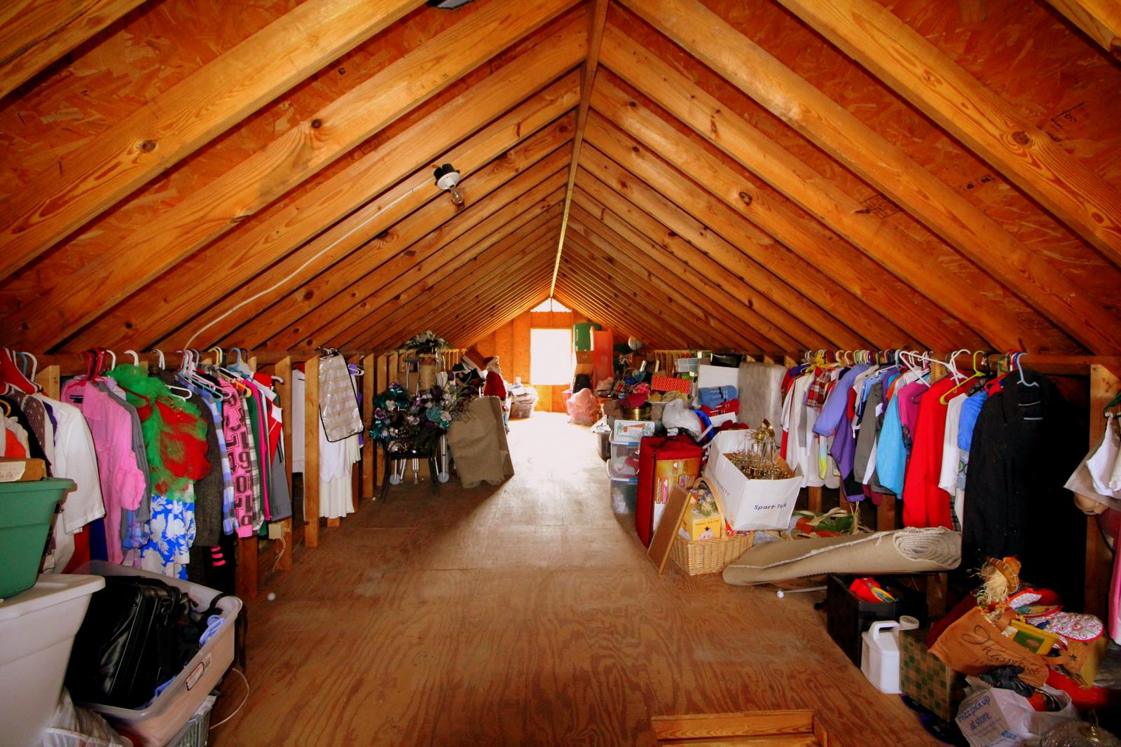 816 R B Highway Red Boiling Springs, TN 37150 - Photo 25 of 30 a view of walk in closet with clothes