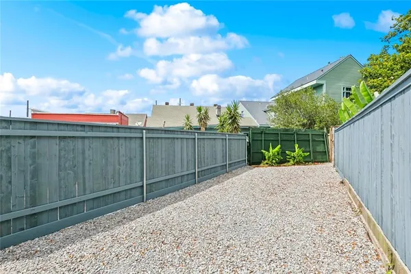 $4,250 | 621 Kerlerec Street, New Orleans, LA 70116