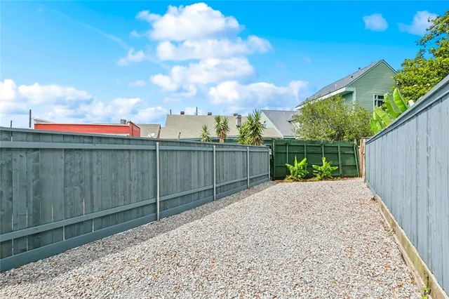 $4,250 | 621 Kerlerec Street, New Orleans, LA 70116