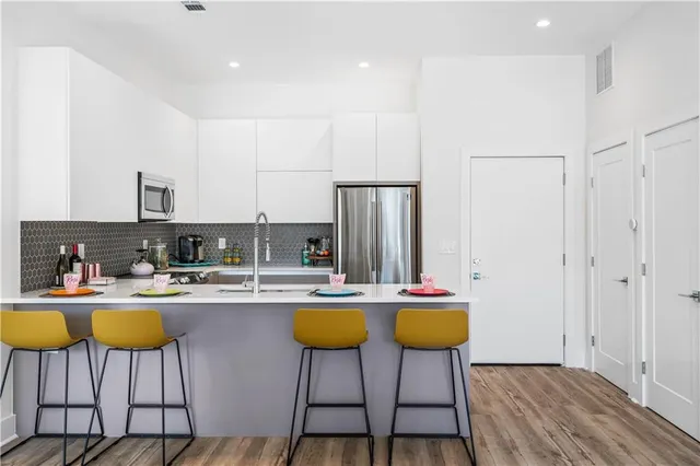 $2,100 | 1155 Custer Avenue Southeast, Unit 202, Atlanta, GA 30316