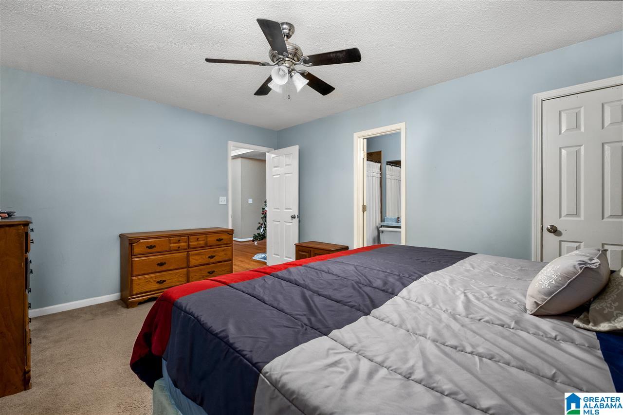 2913 Pinetree Street Moody, AL 35004 - Photo 11 of 32