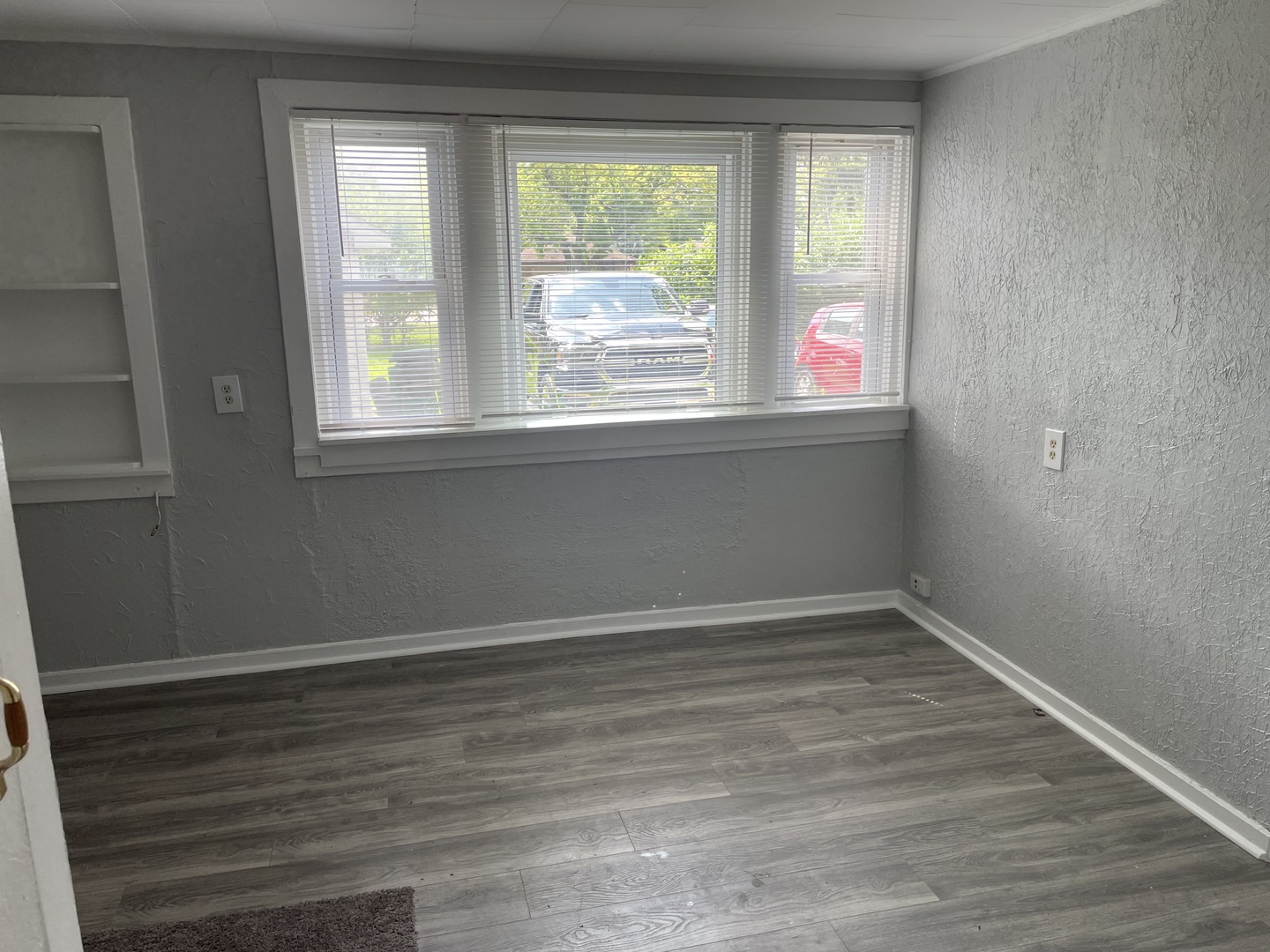 1506 Lawrence Avenue, Unit R Lockport, IL 60441 - Photo 5 of 14 Gallery Image 5