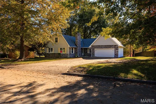 $305,000 | 2005 Otto Drive, Jackson, MO 63755