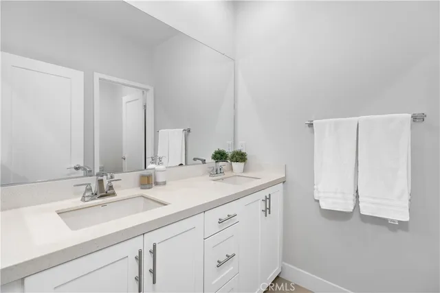 $1,428,000 | 121 Novel, Irvine, CA 92618