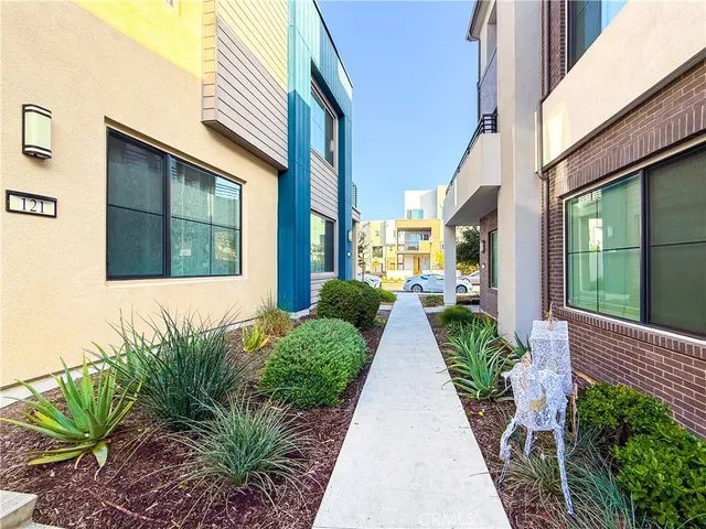 $1,428,000 | 121 Novel, Irvine, CA 92618