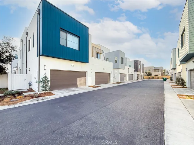 $1,428,000 | 121 Novel, Irvine, CA 92618