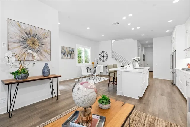 $1,428,000 | 121 Novel, Irvine, CA 92618