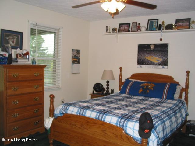 1402 Wildcat Road Lawrenceburg, KY 40342 - Photo 19 of 47 1623796_18