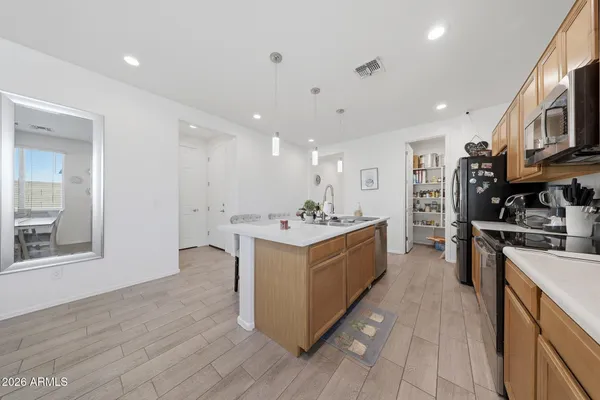 $440,000 | 3309 South 75th Drive, Phoenix, AZ 85043