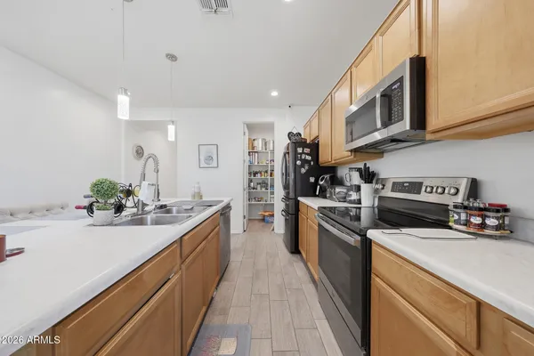 $440,000 | 3309 South 75th Drive, Phoenix, AZ 85043