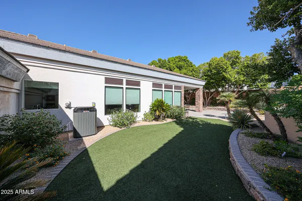 $1,099,000 | 2012 East Glenn Drive, Phoenix, AZ 85020