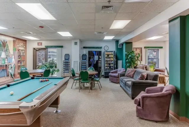 $910 | 180 Colony Drive South, Saginaw, MI 48638