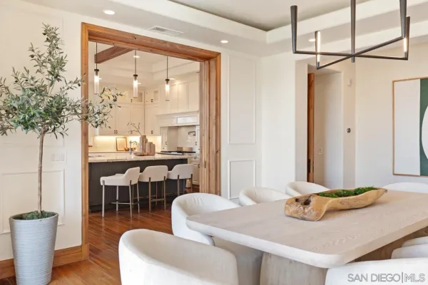 $8,699,000 | 8080 La Jolla Scenic Drive North, La Jolla, CA 92037