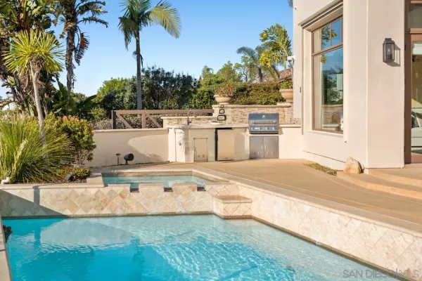 $8,699,000 | 8080 La Jolla Scenic Drive North, La Jolla, CA 92037