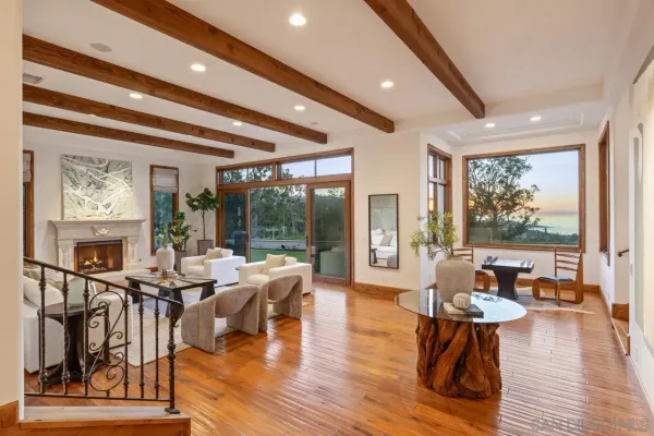 $8,699,000 | 8080 La Jolla Scenic Drive North, La Jolla, CA 92037