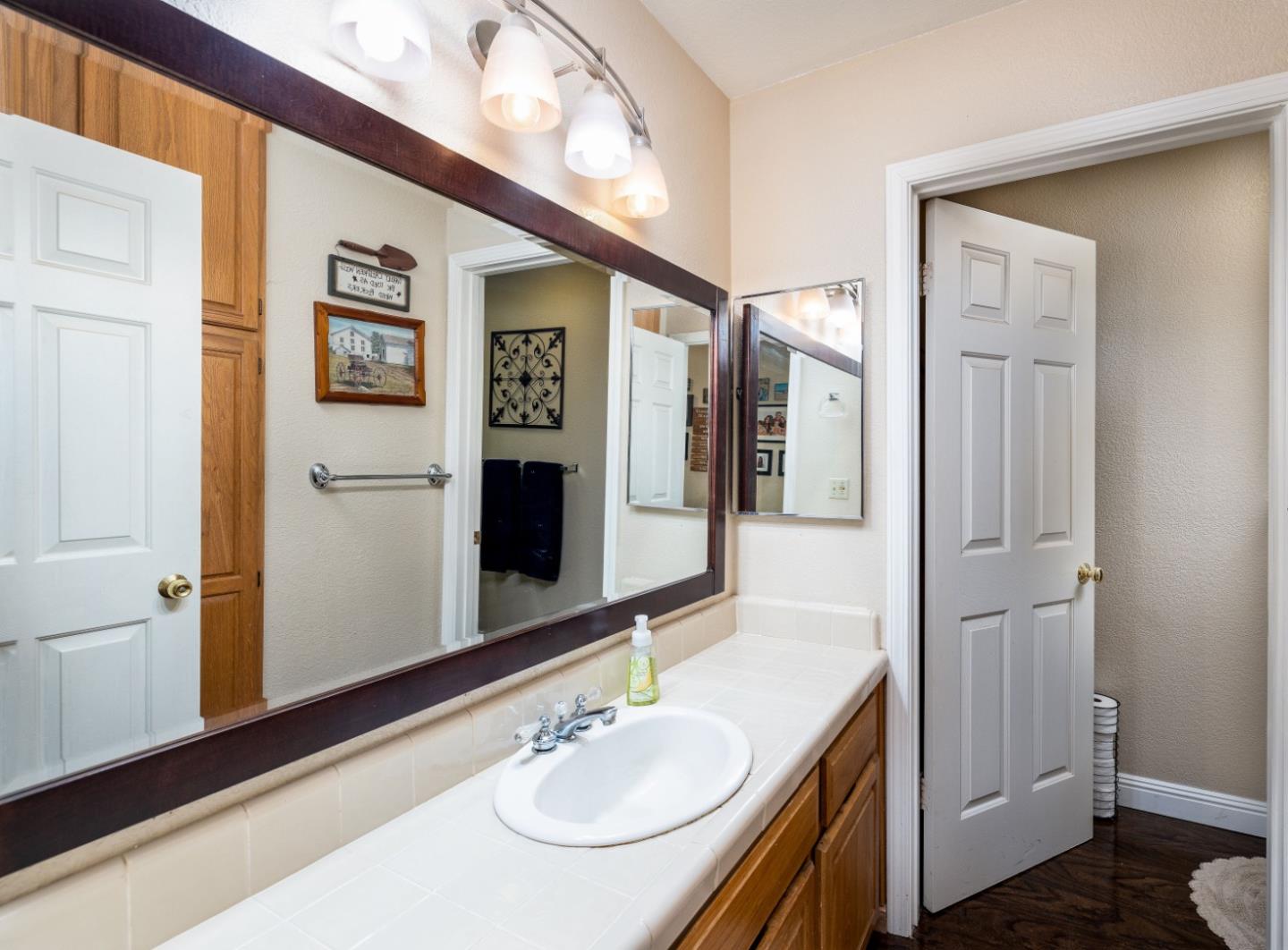 18062 Pesante Road Salinas, CA 93907 - Photo 16 of 44 Gallery Image 16