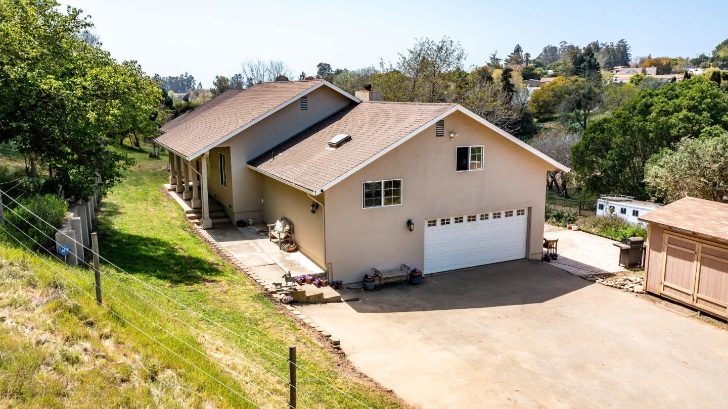 18062 Pesante Road Salinas, CA 93907 - Photo 2 of 44 Gallery Image 2