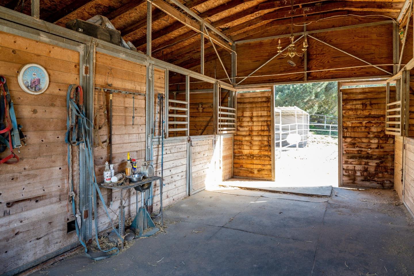 18062 Pesante Road Salinas, CA 93907 - Photo 29 of 44 Gallery Image 29