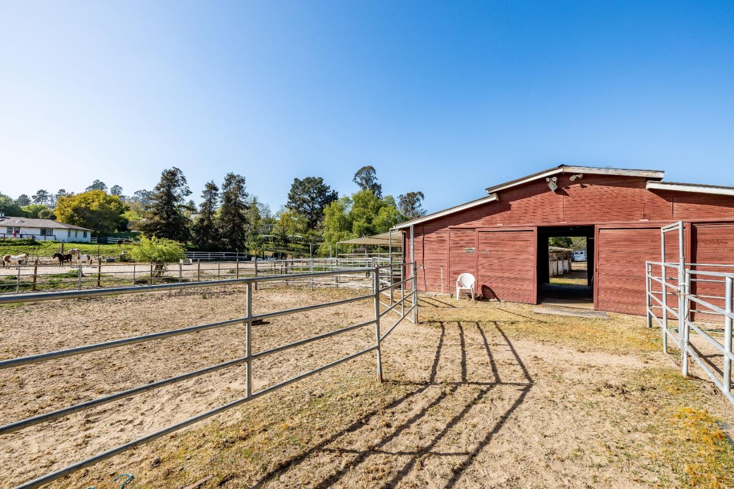 18062 Pesante Road Salinas, CA 93907 - Photo 31 of 44 Gallery Image 31