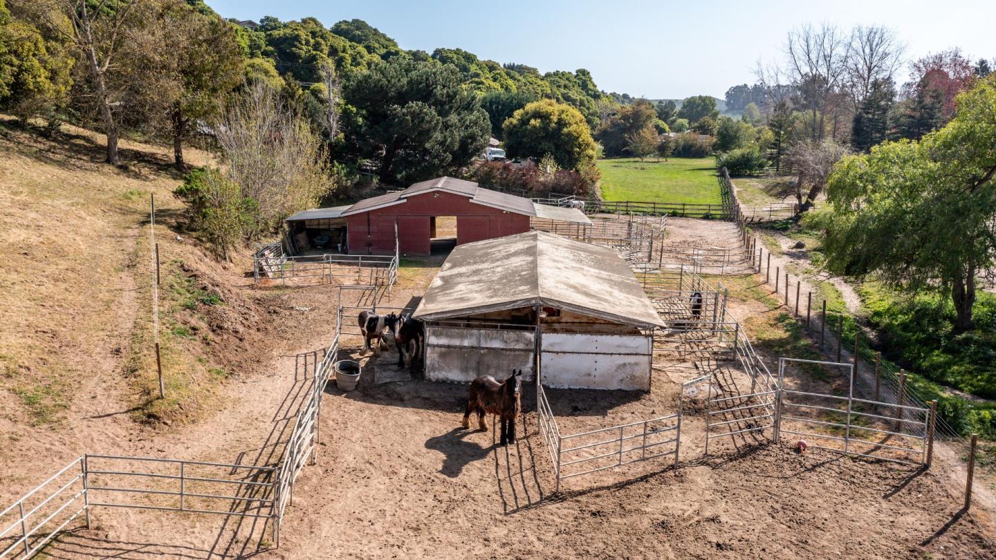 18062 Pesante Road Salinas, CA 93907 - Photo 37 of 44 Gallery Image 37