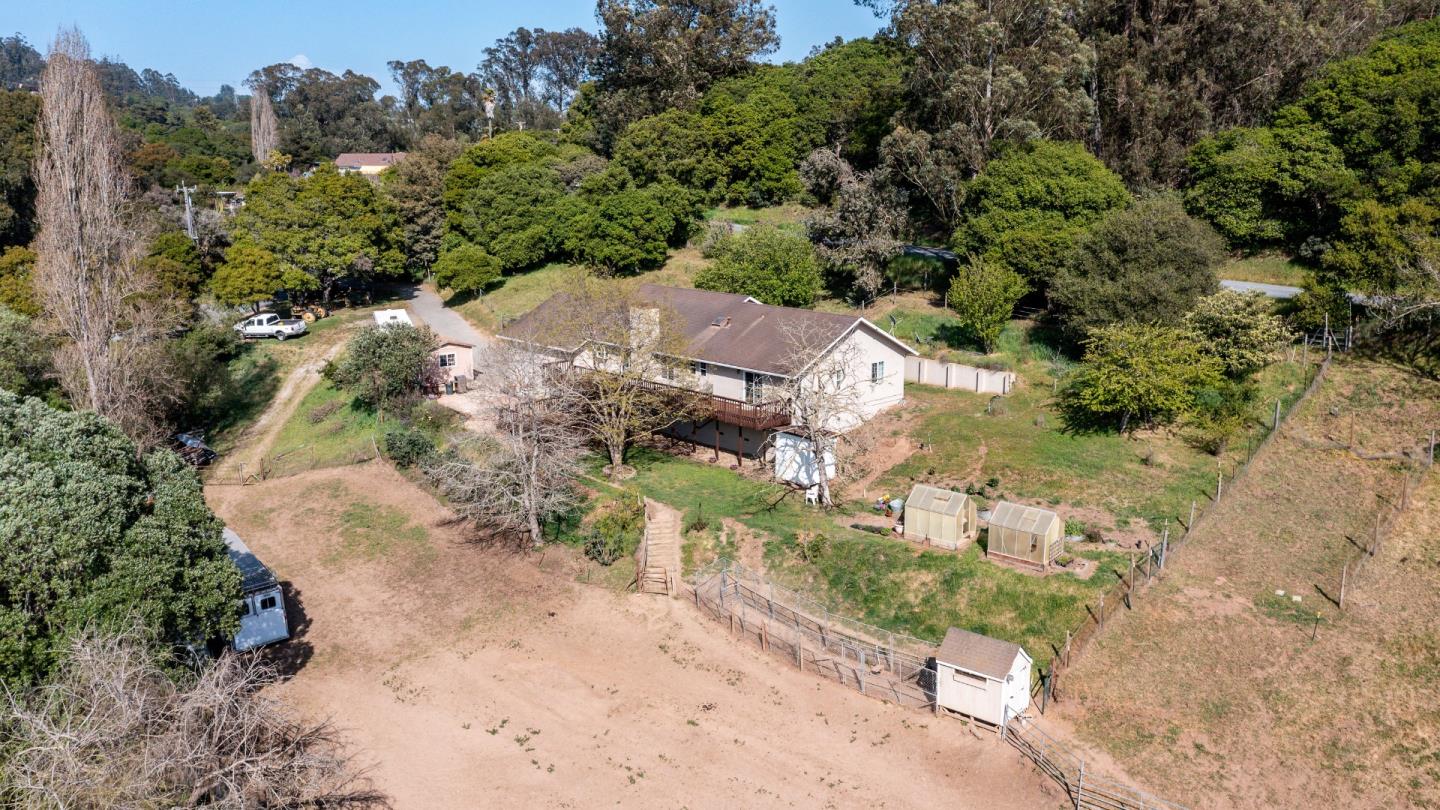 18062 Pesante Road Salinas, CA 93907 - Photo 38 of 44 Gallery Image 38