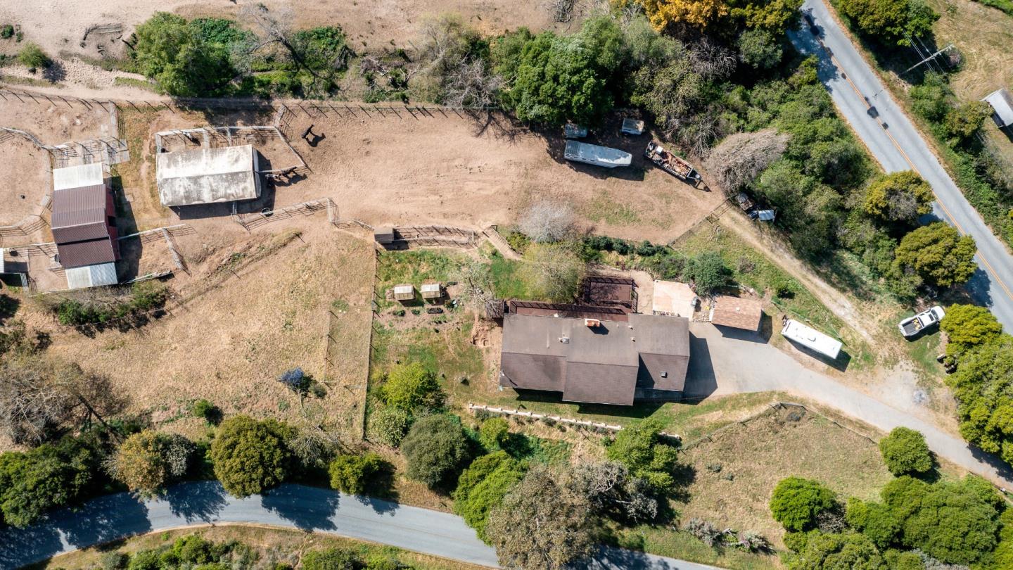18062 Pesante Road Salinas, CA 93907 - Photo 40 of 44 Gallery Image 40