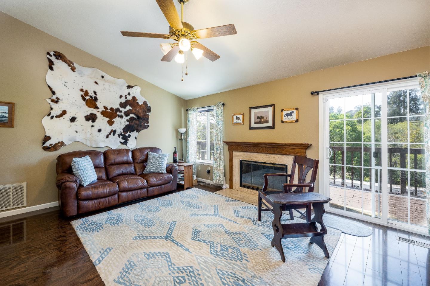 18062 Pesante Road Salinas, CA 93907 - Photo 5 of 44 Gallery Image 5