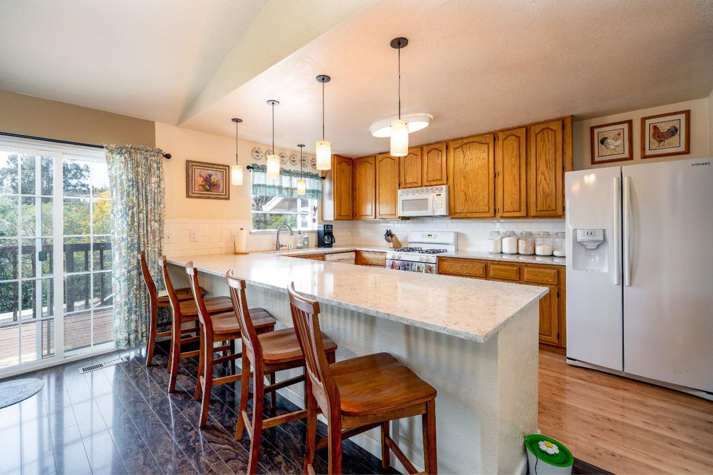 18062 Pesante Road Salinas, CA 93907 - Photo 7 of 44 Gallery Image 7