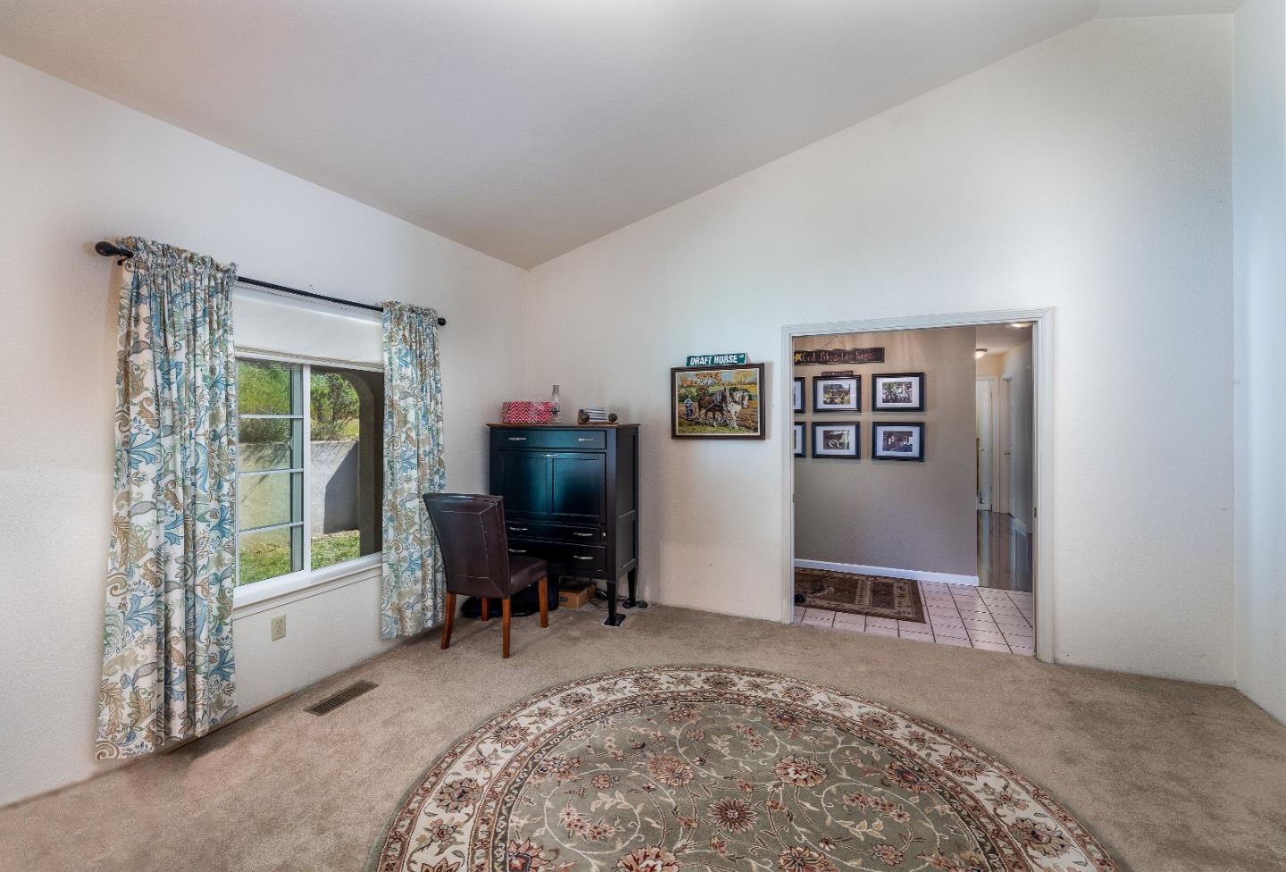 18062 Pesante Road Salinas, CA 93907 - Photo 10 of 44 Gallery Image 10