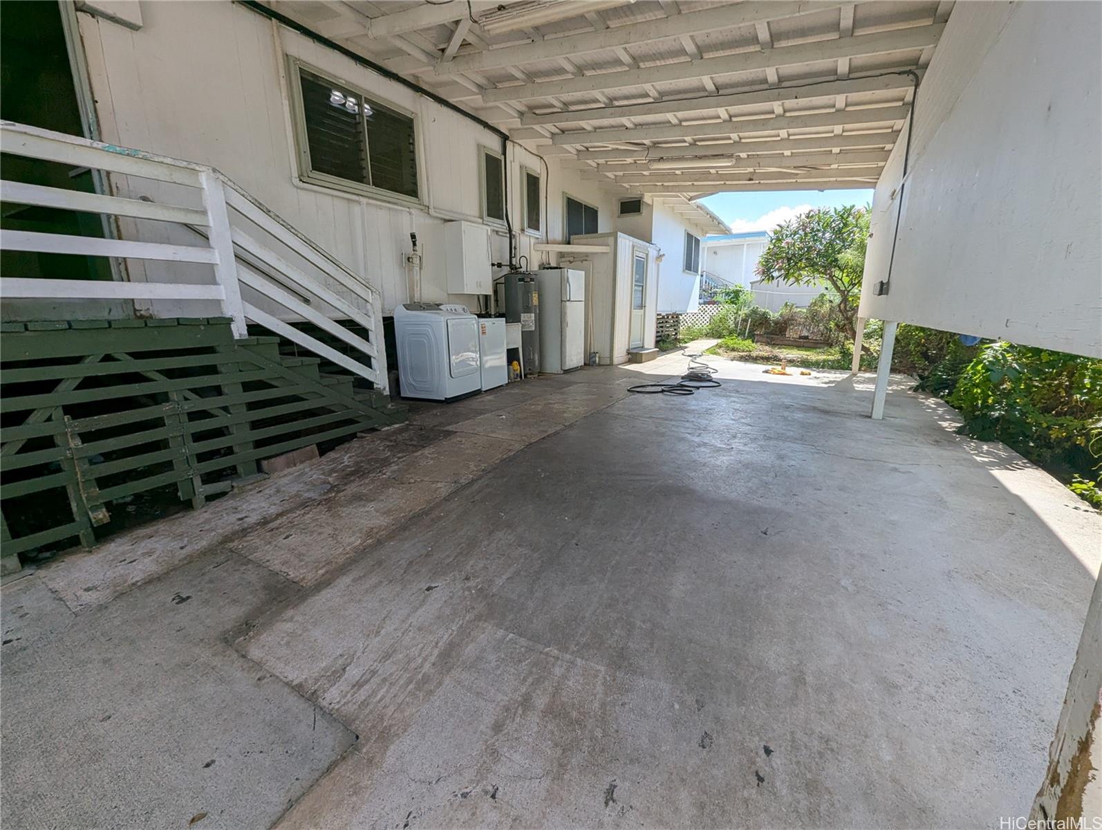 4310 Likini Street Honolulu, HI 96818 - Photo 2 of 11