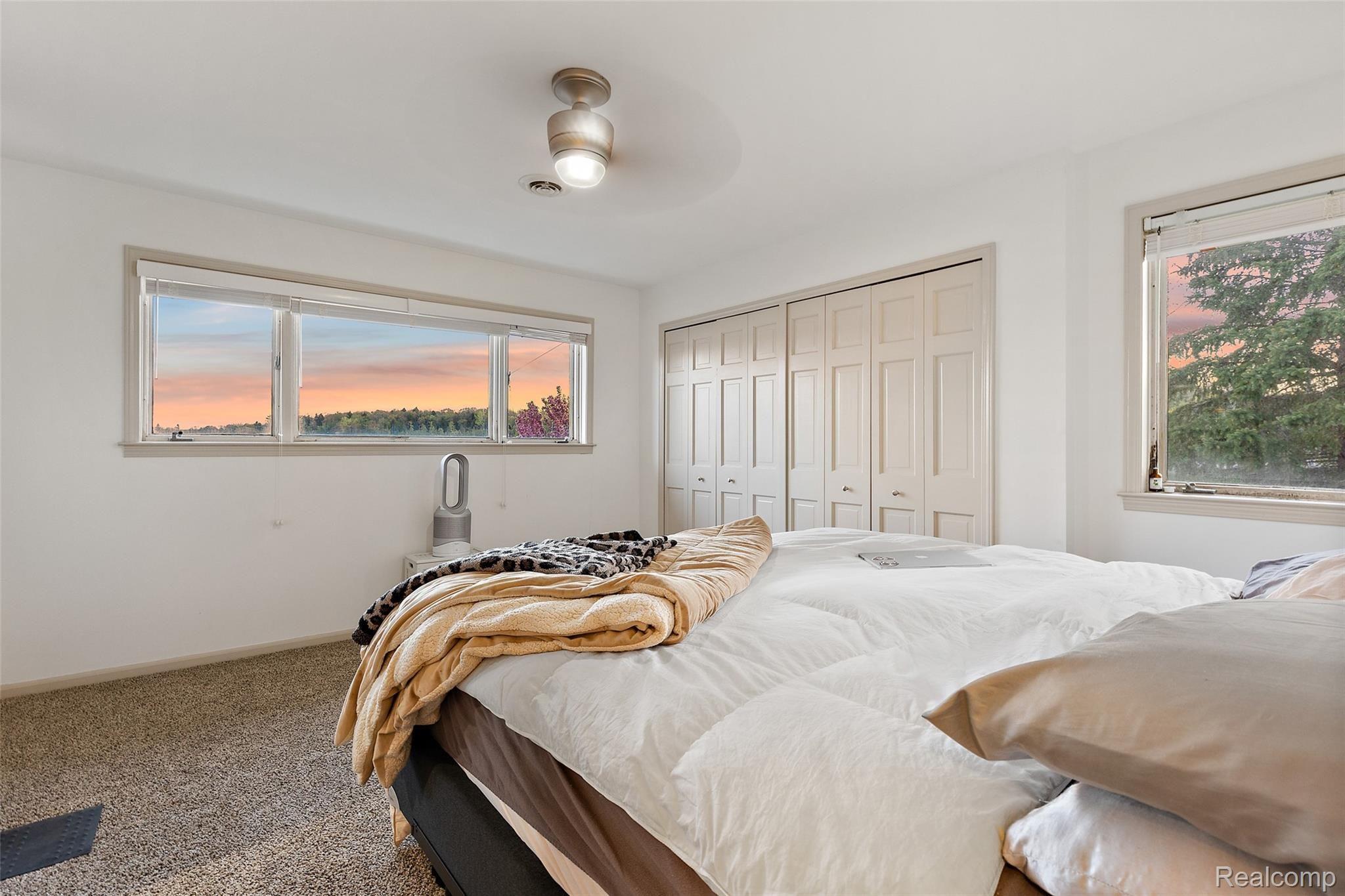 677 Gravel Ridge Road Leonard, MI 48367 - Photo 27 of 39 677 Gravel Ridge-66.jpg