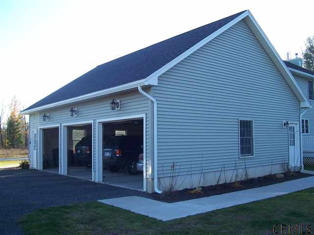 148 Robert Road Perth, NY 12010 - Photo 3 of 15 Photo 3