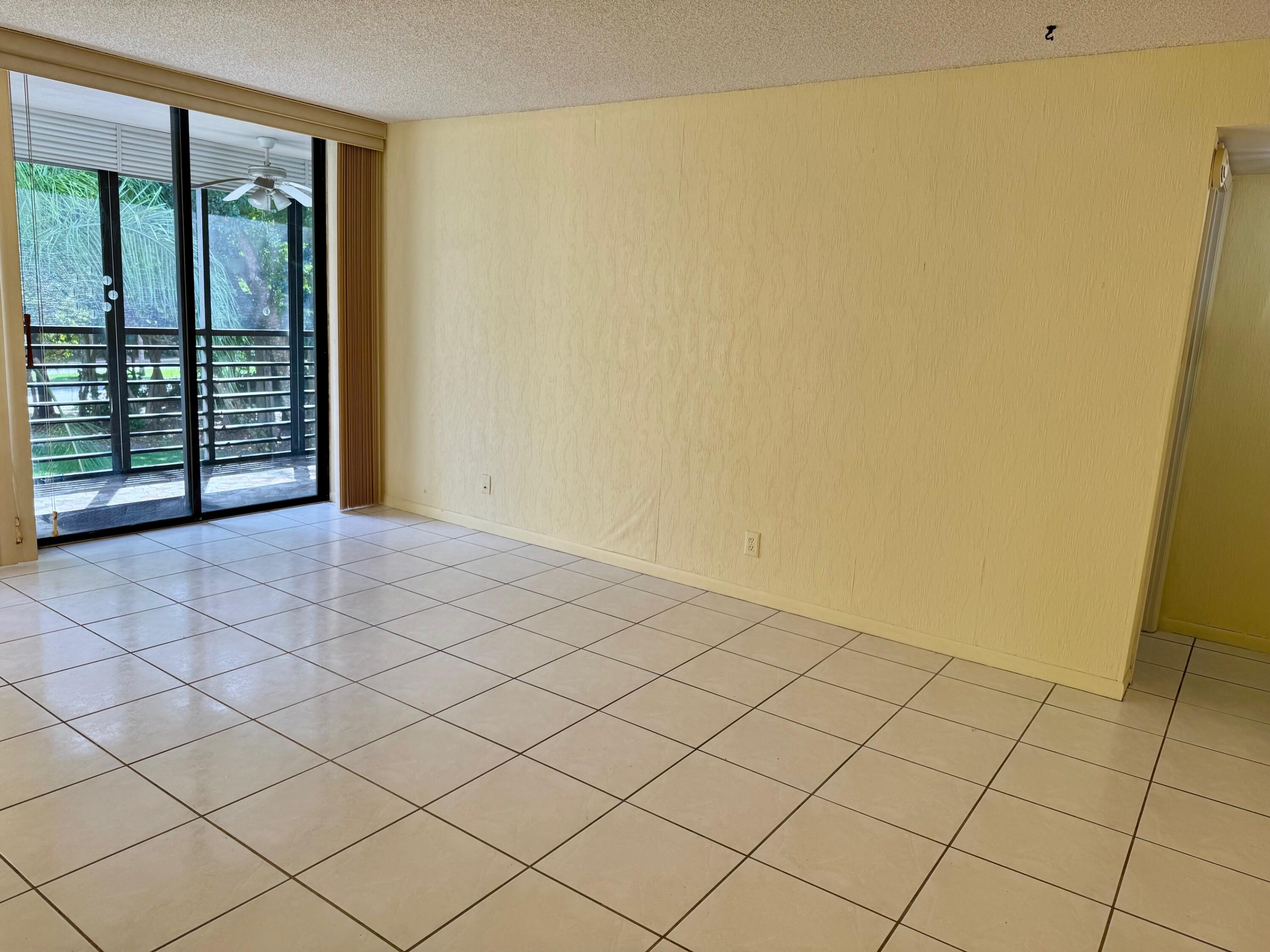 8050 West McNab Road, Unit 320 Tamarac, FL 33321 - Photo 9 of 24 IMG_5292