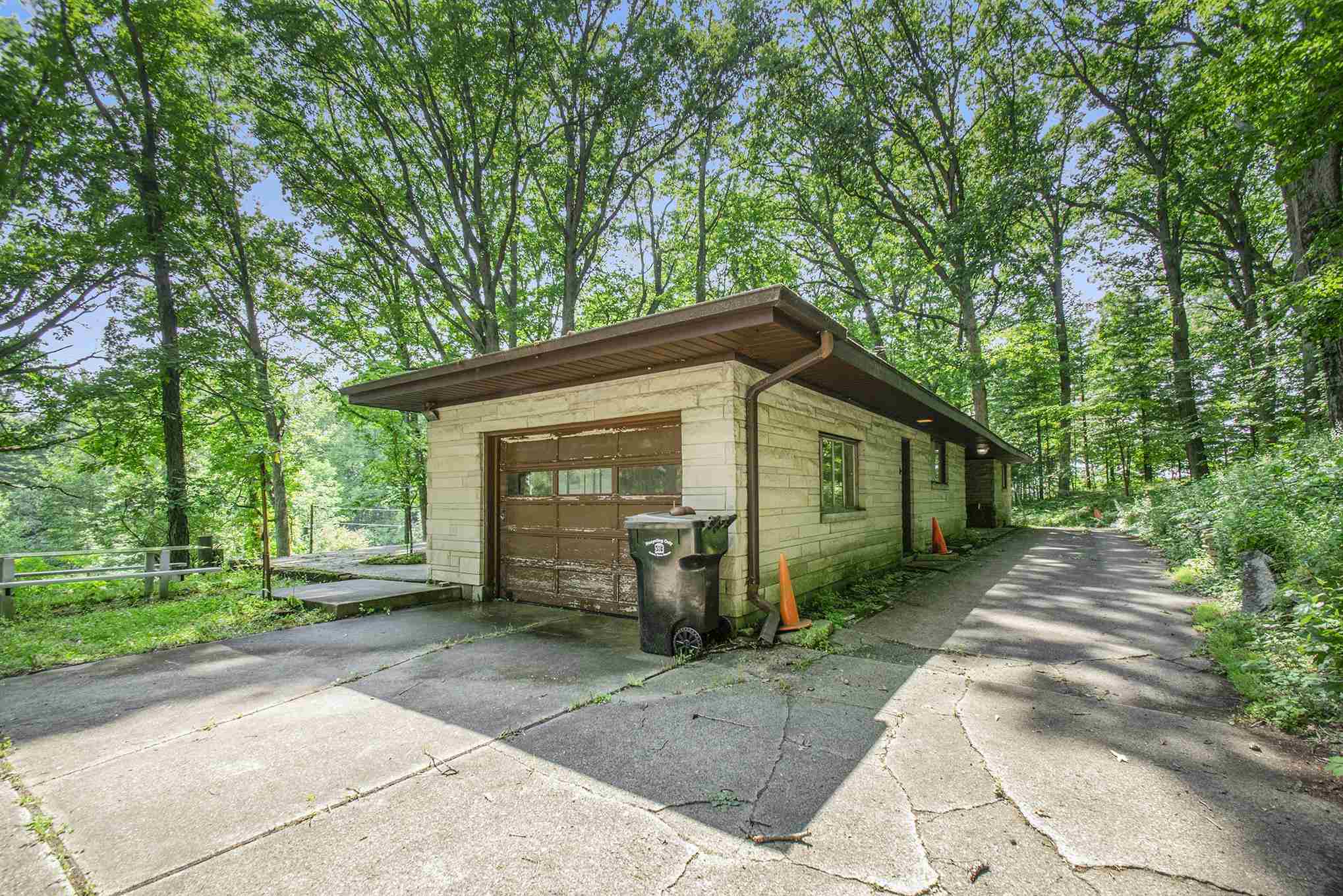 62650 Oak Road South Bend, IN 46614 - Photo 28 of 36 Gallery Image 28