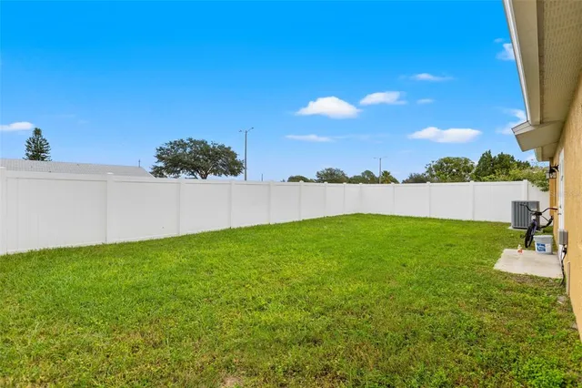 $2,400 | 12026 Cedarfield Drive, Riverview, FL 33579