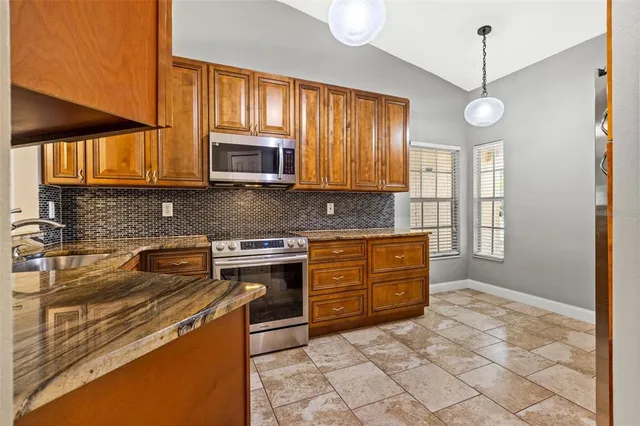 $2,400 | 12026 Cedarfield Drive, Riverview, FL 33579