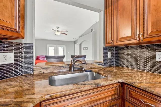 $2,400 | 12026 Cedarfield Drive, Riverview, FL 33579