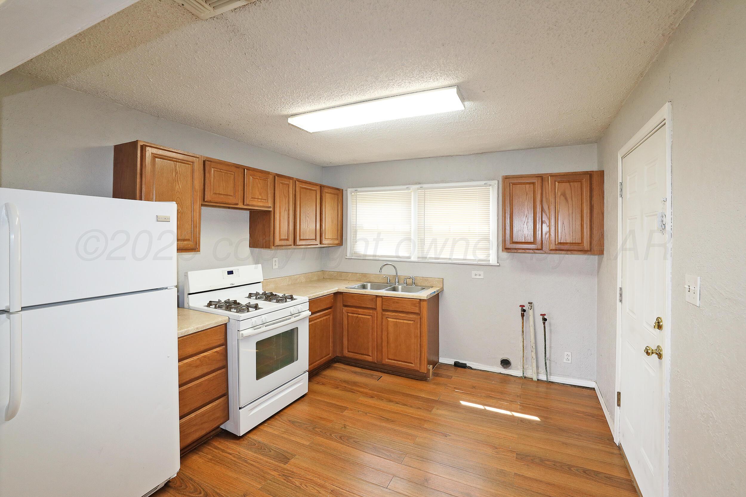 4212 Cline Road Amarillo, TX 79110 - Photo 2 of 9 4