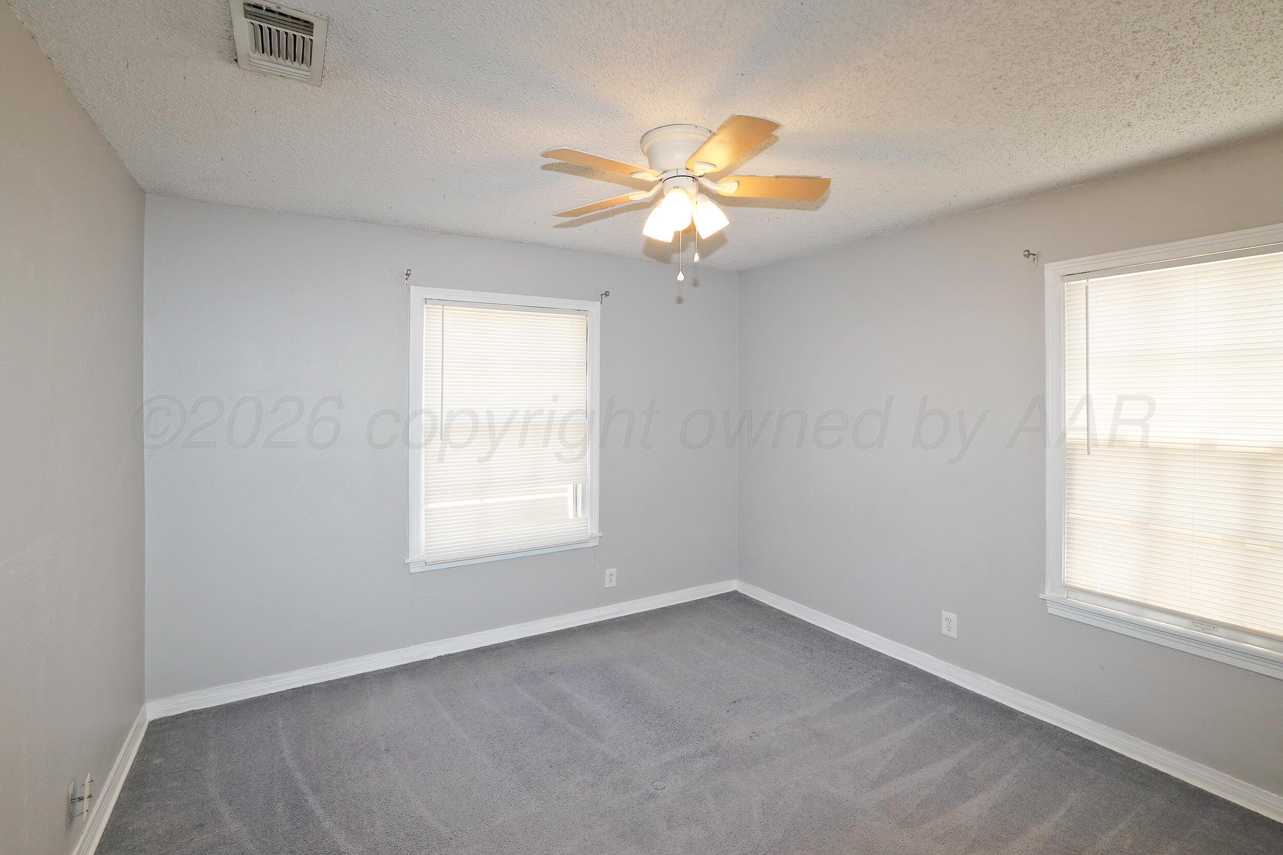 4212 Cline Road Amarillo, TX 79110 - Photo 3 of 9 5