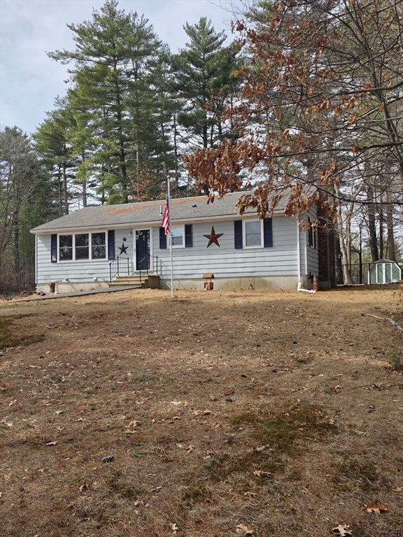 19 Lakeview Road North Brookfield, MA 01535 - Photo 3 of 18