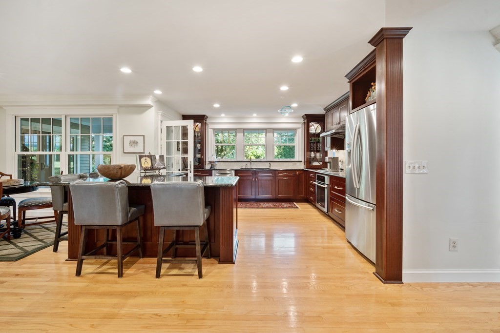 33 Allen Road Longmeadow, MA 01106 - Photo 5 of 40 Gallery Image 5