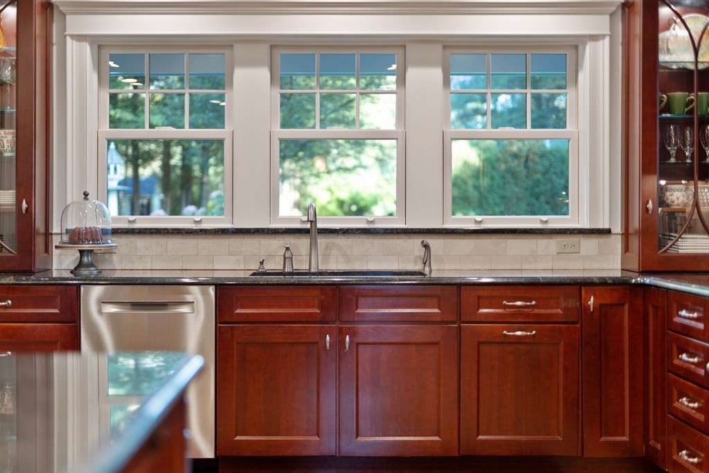 33 Allen Road Longmeadow, MA 01106 - Photo 8 of 40 Gallery Image 8