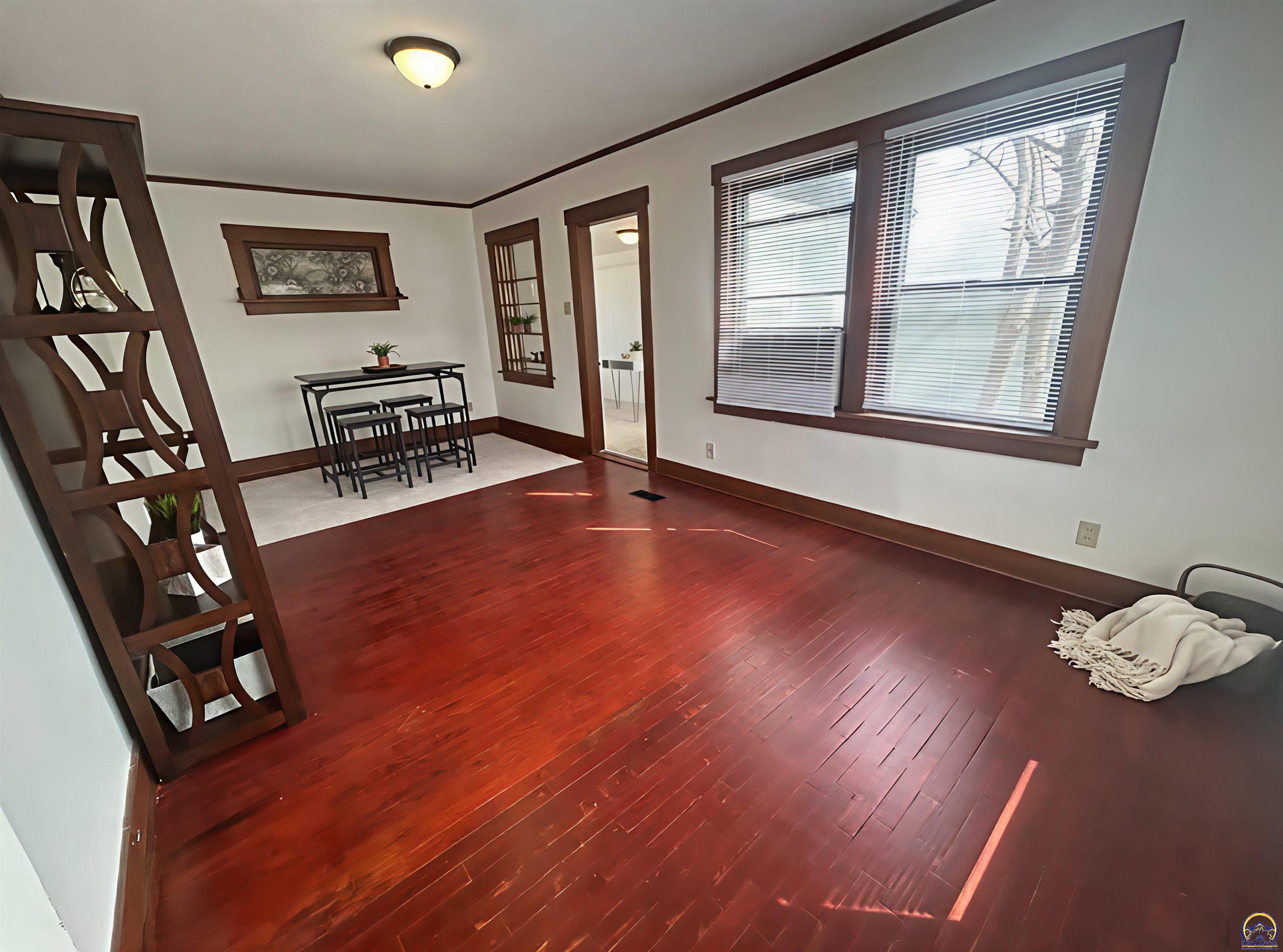 3720 Southwest 9th Street Topeka, KS 66606 - Photo 10 of 25