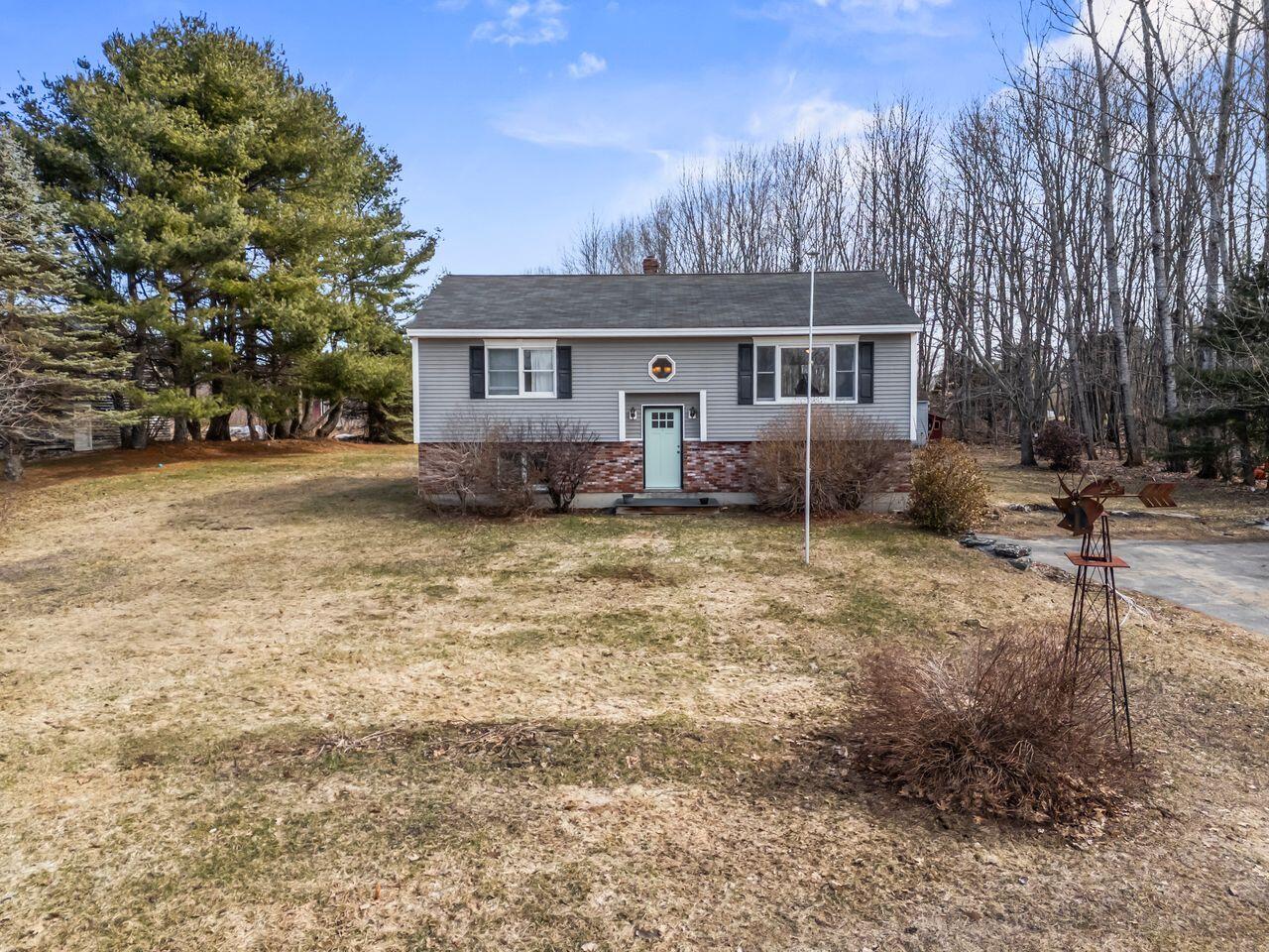 27 Oak Ridge Drive Standish, ME 04084 - Photo 1 of 44 0kX92ALw