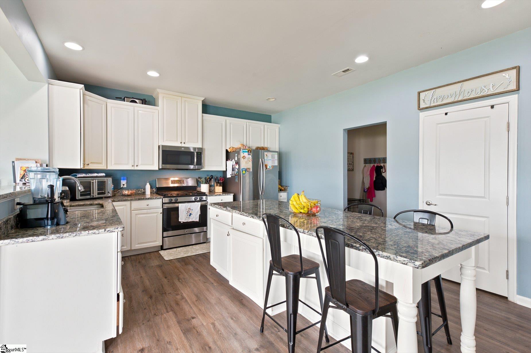 336 Bucklebury Road Greer, SC 29651 - Photo 12 of 27