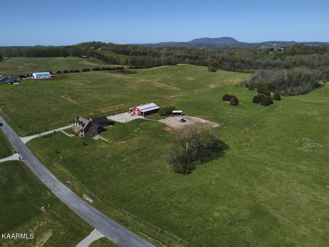 936 Cliff Top Road Blaine, TN 37709 - Photo 13 of 37 936 Cliff Top Rd 8