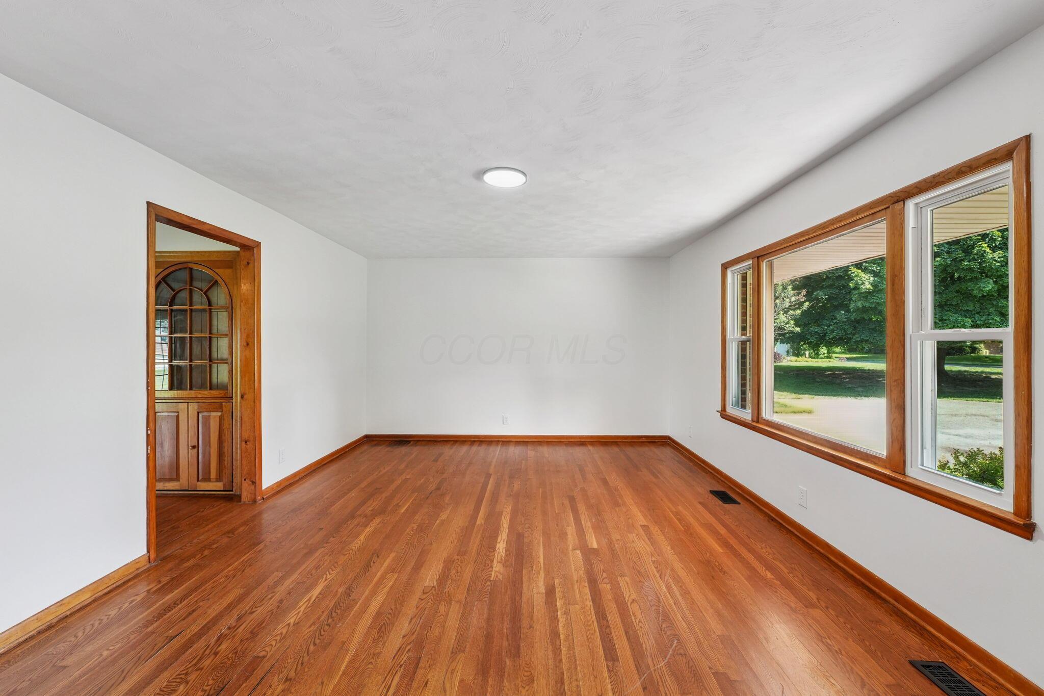 344 Juhl Road Circleville, OH 43113 - Photo 9 of 51 2-web-or-mls-344-juhl-rd