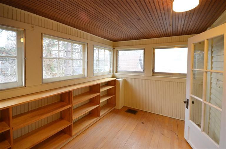 1056 Ferdon Road Ann Arbor, MI 48104 - Photo 19 of 34 Photo 19