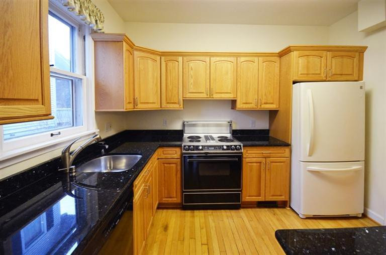 1056 Ferdon Road Ann Arbor, MI 48104 - Photo 4 of 34 Photo 4